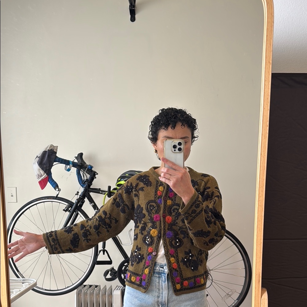 Vintage Floral Embroidered Cardigan